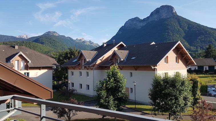 Appartement Plein Centre Village, Vue Montagnes, Proximite Immediate Lac Дуссар Екстер'єр фото